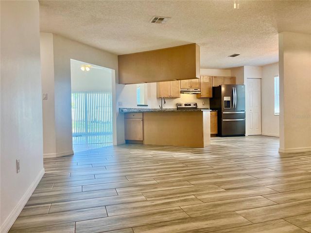 215 FERNWOOD STREET, Leesburg, FL 34748