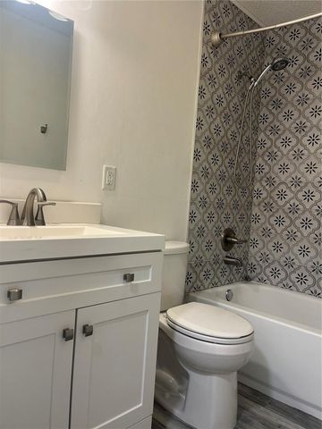 215 FERNWOOD STREET, Leesburg, FL 34748