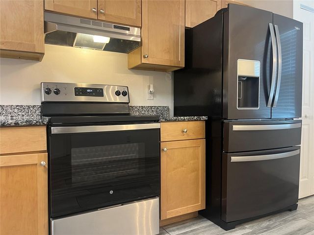 215 FERNWOOD STREET, Leesburg, FL 34748