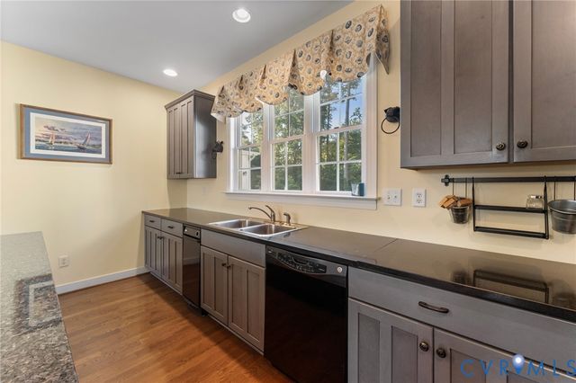 480 Rockingham Rd, Dunnsville, VA 22454