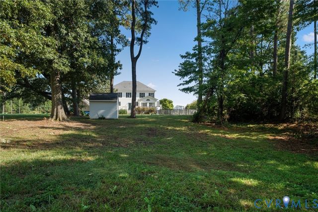 480 Rockingham Rd, Dunnsville, VA 22454