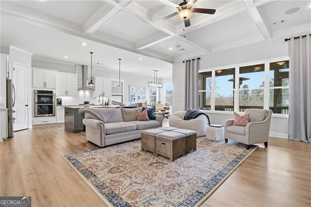 522 Edgewater Drive, Canton, GA 30115