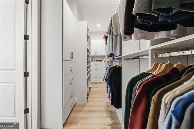 522 Edgewater Drive, Canton, GA 30115