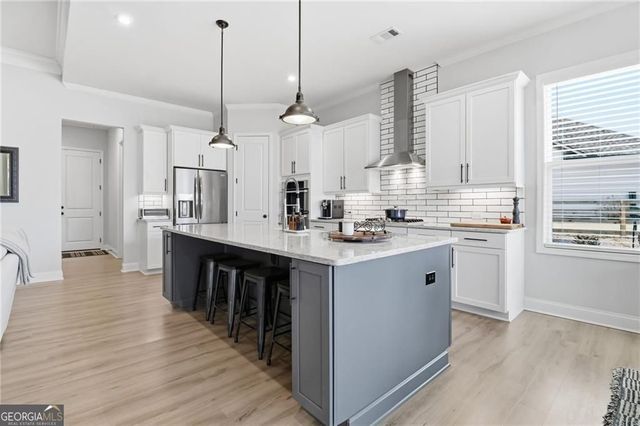 522 Edgewater Drive, Canton, GA 30115