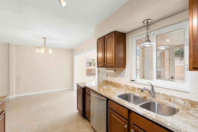 3294 HARBOR LAKE DRIVE, Largo, FL 33770