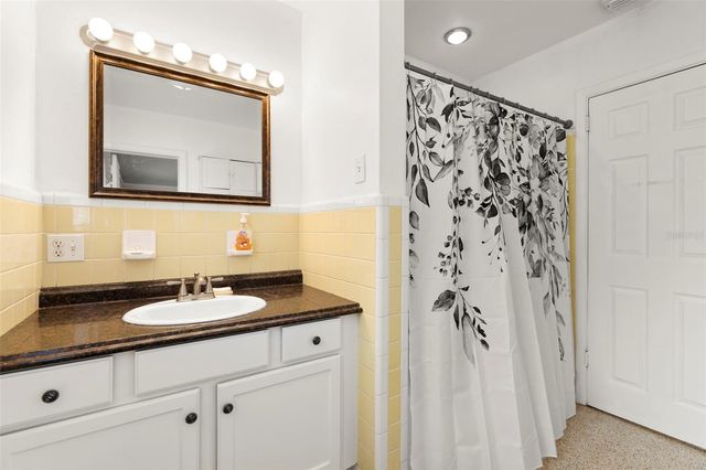 3294 HARBOR LAKE DRIVE, Largo, FL 33770