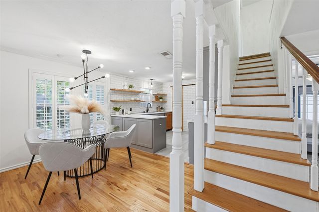 3816 Calmont Avenue, Fort Worth, TX 76107