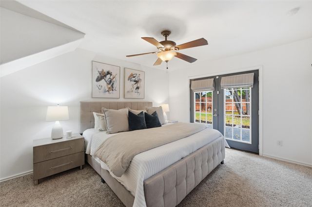 3816 Calmont Avenue, Fort Worth, TX 76107