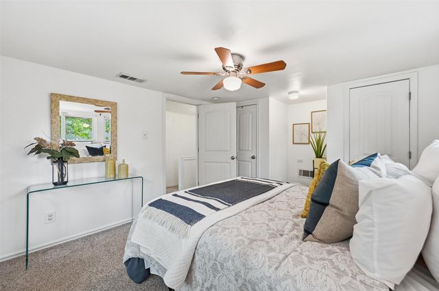 3816 Calmont Avenue, Fort Worth, TX 76107