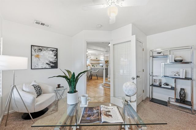 3816 Calmont Avenue, Fort Worth, TX 76107