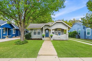 3816 Calmont Avenue, Fort Worth, TX 76107