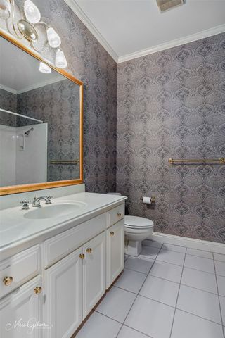 330 Pierremont Road 1, Shreveport, LA 71106