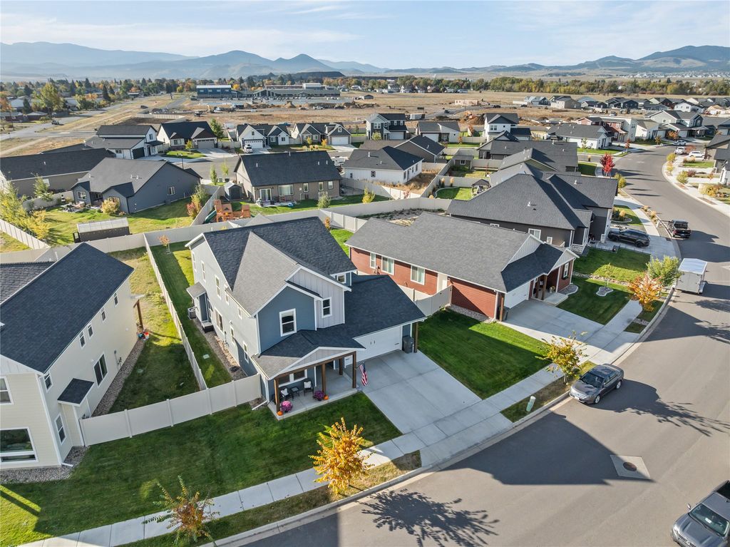 379 Meadow View Loop, East Helena, MT 59635 photo 2