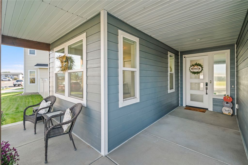 379 Meadow View Loop, East Helena, MT 59635 photo 4