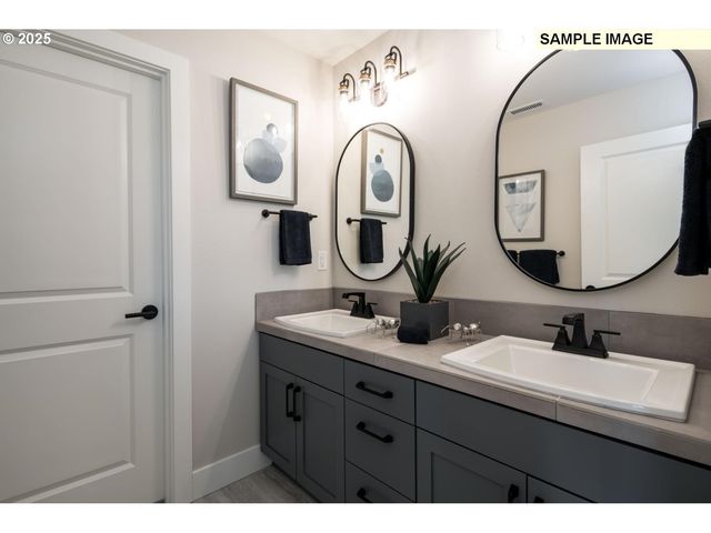 8119 N Hargrave St, Camas, WA 98607
