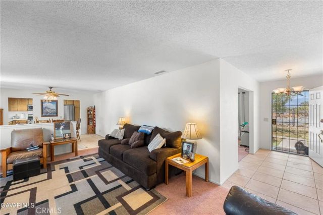 16435 Stagecoach Avenue, Palmdale, CA 93591