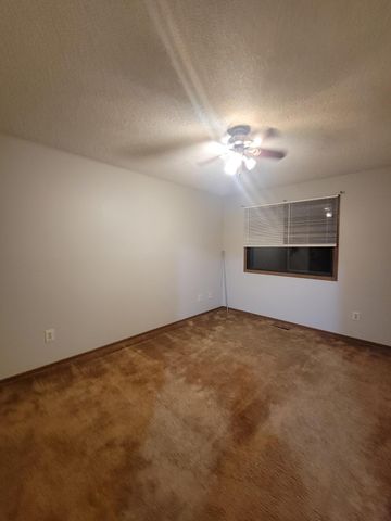 13316 Zenith Lane, Eden Prairie, MN 55346