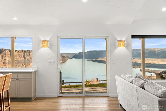 23821 Rd 9.7 NW, Quincy, WA 98848