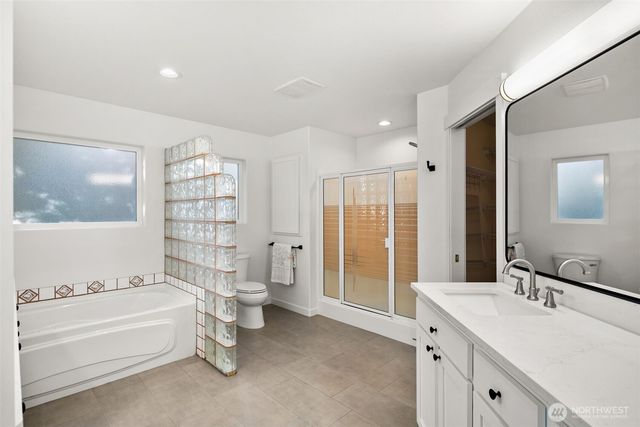 23821 Rd 9.7 NW, Quincy, WA 98848