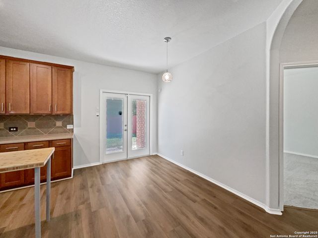 8102 Grissom, San Antonio, TX 78251