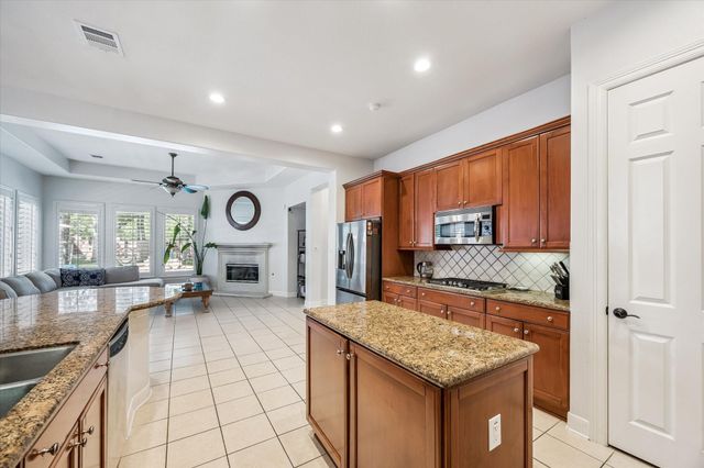 3047 Bonnebridge Way Boulevard, Houston, TX 77082