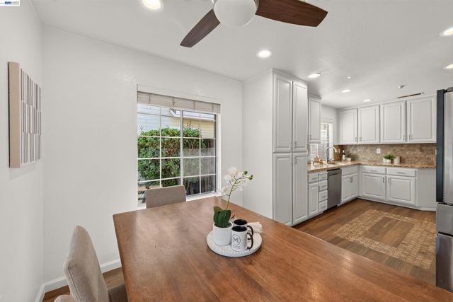 1128 Riviera Ct, Livermore, CA 94551
