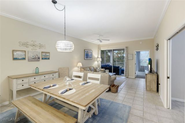 8267 Parkstone PL 302, Naples, FL 34120