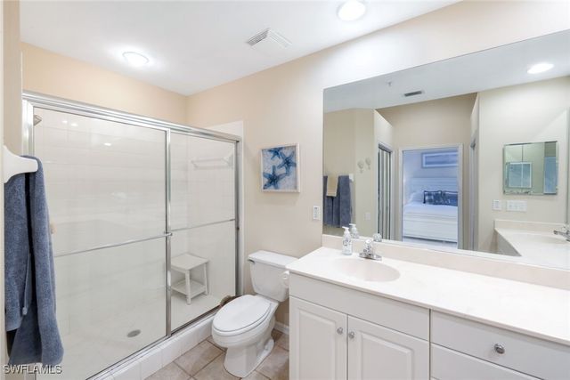 8267 Parkstone PL 302, Naples, FL 34120