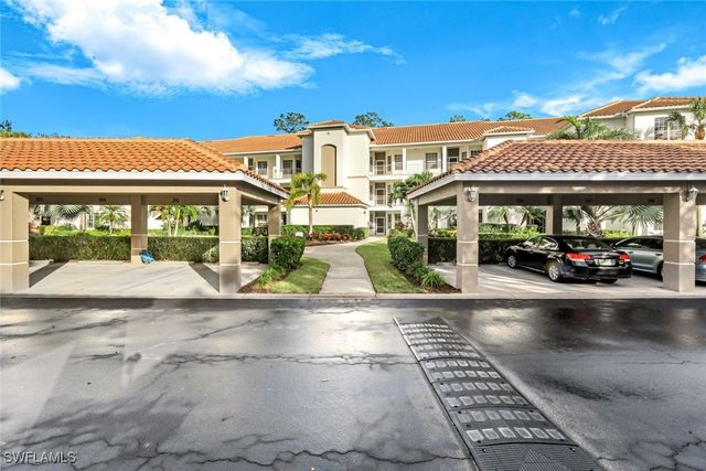 8267 Parkstone PL 302, Naples, FL 34120