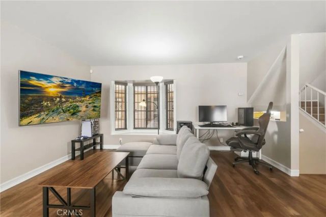 14715 Saticoy Street 14, Van Nuys, CA 91405