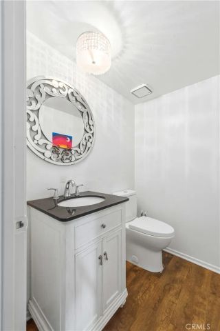 14715 Saticoy Street 14, Van Nuys, CA 91405