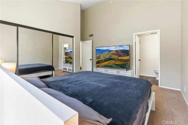 14715 Saticoy Street 14, Van Nuys, CA 91405