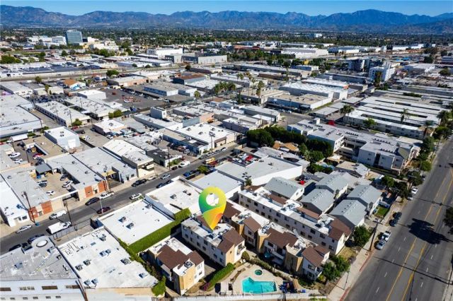 14715 Saticoy Street 14, Van Nuys, CA 91405