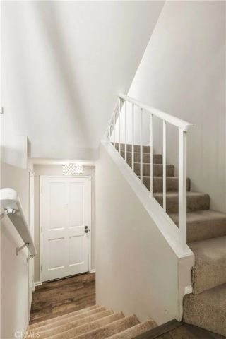 14715 Saticoy Street 14, Van Nuys, CA 91405