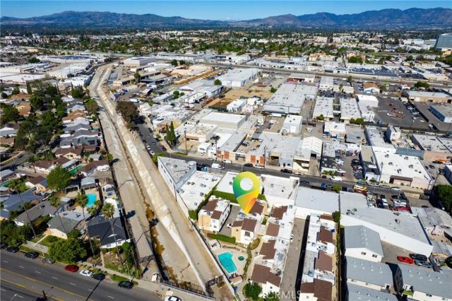 14715 Saticoy Street 14, Van Nuys, CA 91405