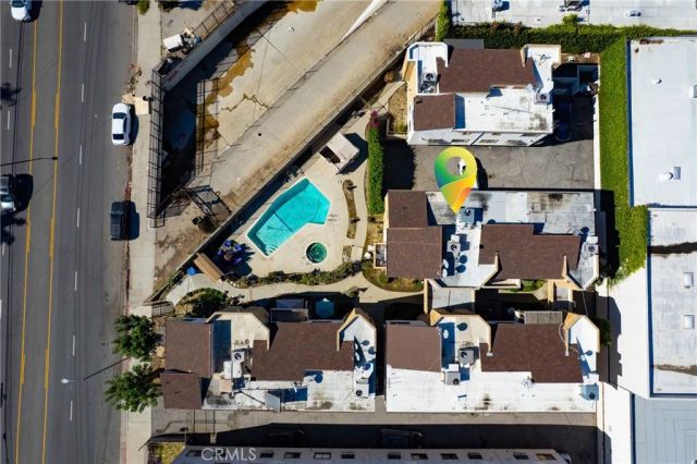 14715 Saticoy Street 14, Van Nuys, CA 91405