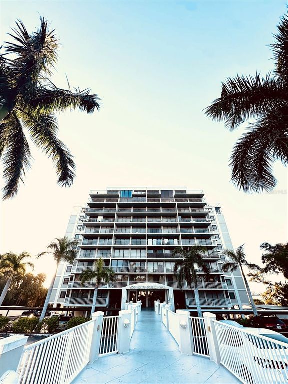 500 N OSCEOLA AVENUE 502, Clearwater, FL 33755