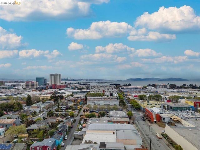 1123 65Th St, Oakland, CA 94608