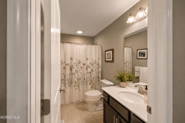 7810 Honeycrisp Court, Holland, OH 43528