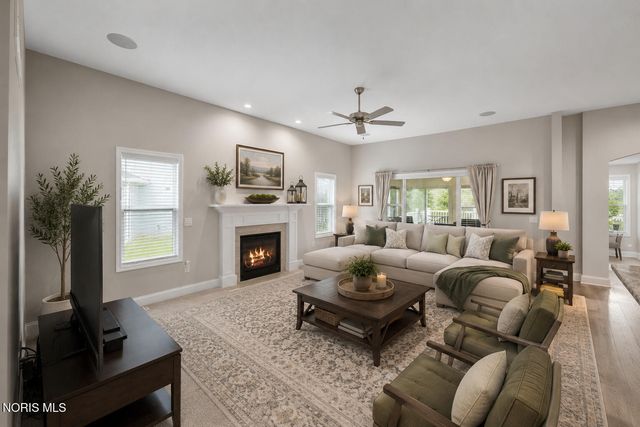 7810 Honeycrisp Court, Holland, OH 43528