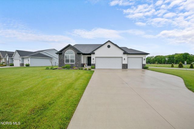 7810 Honeycrisp Court, Holland, OH 43528