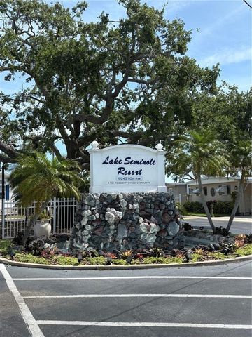 11076 100TH STREET 41, Largo, FL 33773