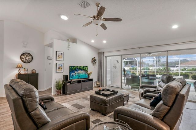 276 N CUNNINGHAM AVENUE, Inverness, FL 34453