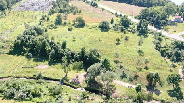 32 Pleasant Road, Enfield, CT 06082