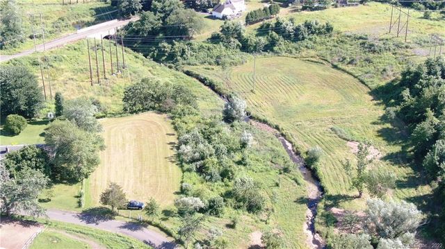 32 Pleasant Road, Enfield, CT 06082