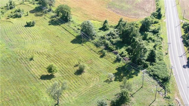 32 Pleasant Road, Enfield, CT 06082