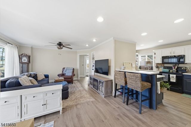 41 Comanche Ave, Rockaway Twp., NJ 07866