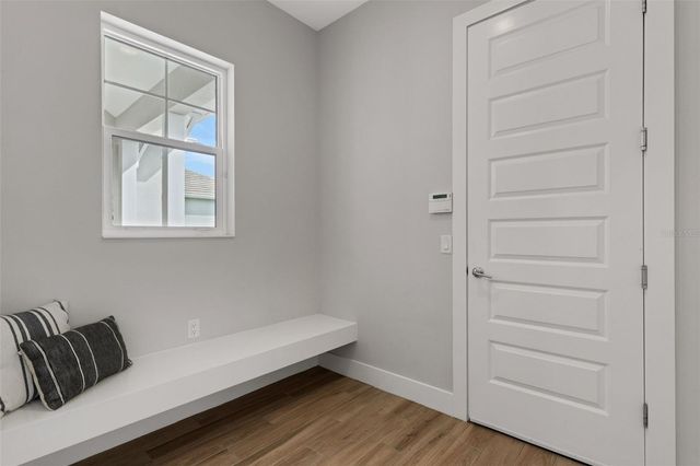 8145 GRANDE SHORES DRIVE, Sarasota, FL 34240