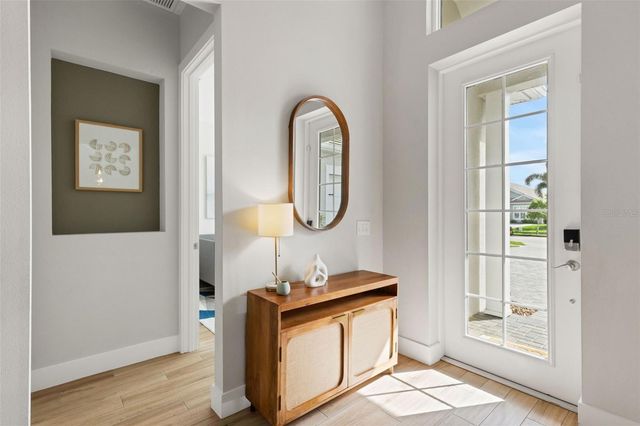 8145 GRANDE SHORES DRIVE, Sarasota, FL 34240