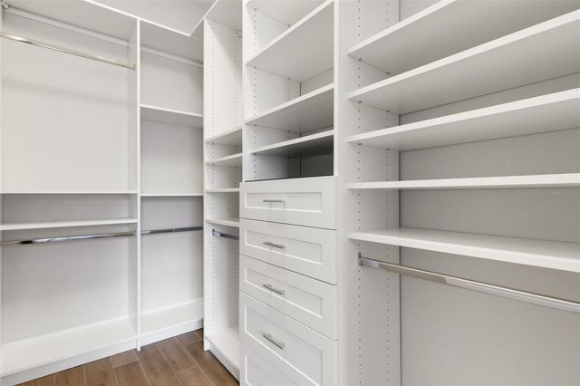 8145 GRANDE SHORES DRIVE, Sarasota, FL 34240